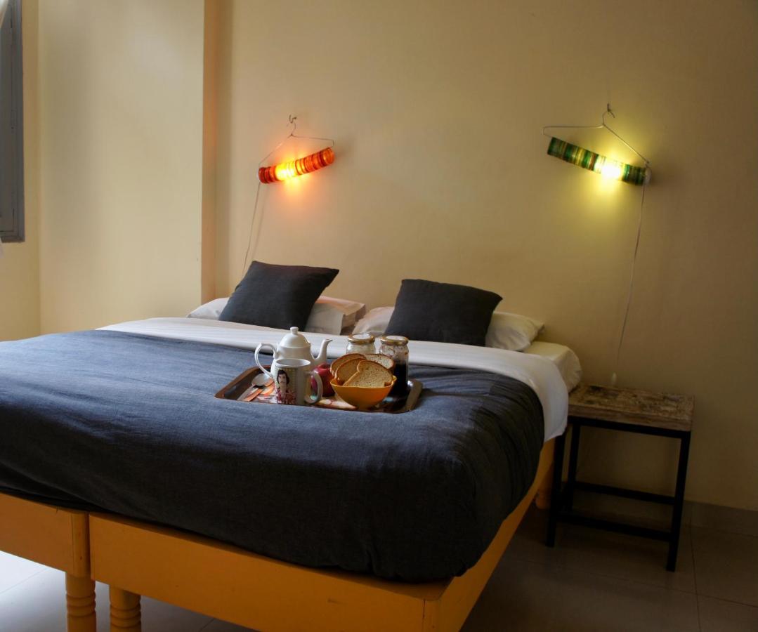 Bed And Chai - Boutique Stay & Tours New Delhi Exteriör bild